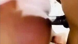 अमेचुर काली टीन को बड़े काले लंड से चोदा जाता है होममेड वीडियो में