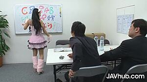 Japanse tiener Ren Azumi laat haar kleine tieten zuigen en geneukt worden door twee leraren