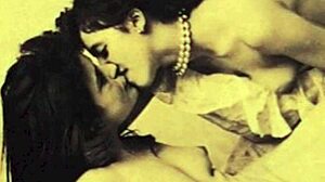 Викторијански господин дели своје сексуалне авантуре са длакавом баком