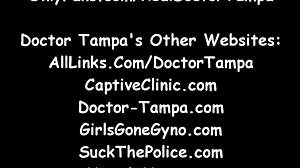 Дестини Круз прави минет на доктор Тампа по време на карантина във Флорида